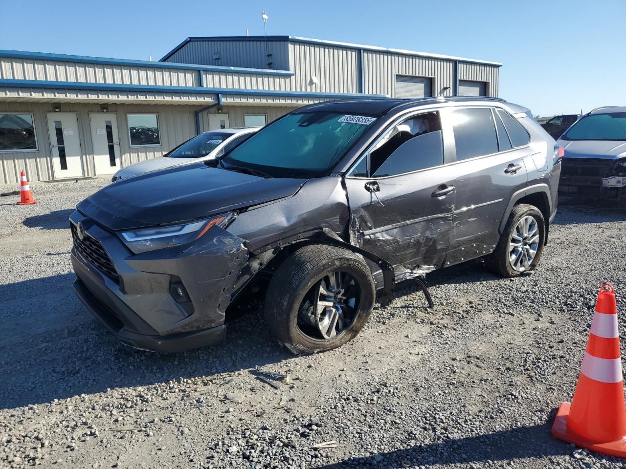 TOYOTA RAV4 XLE PREMIUM