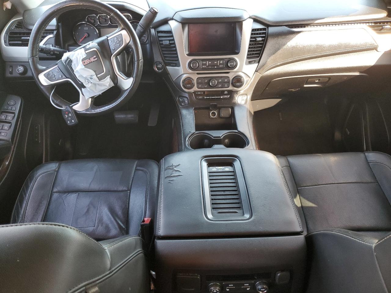 GMC YUKON SLT
