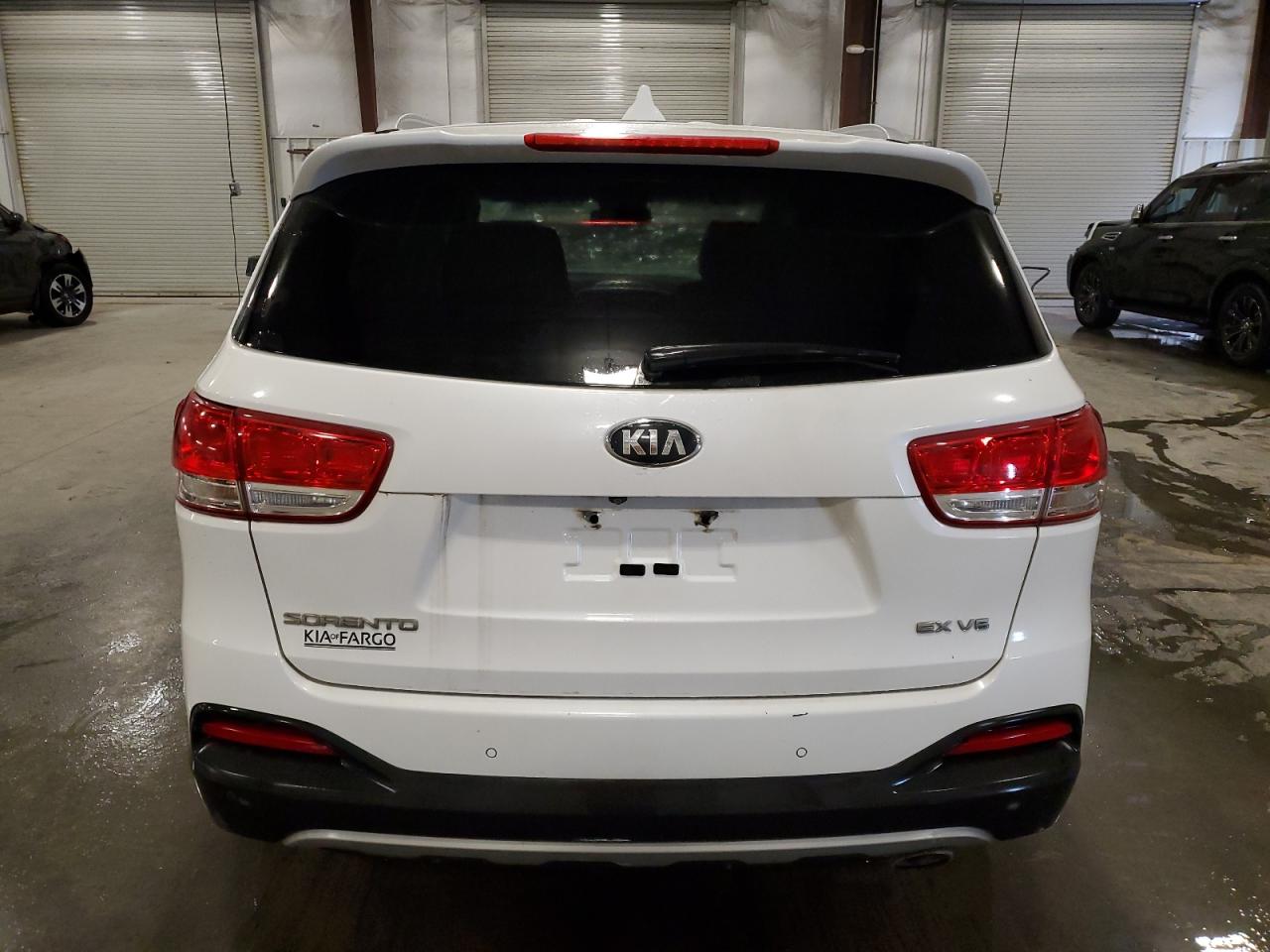 KIA SORENTO EX