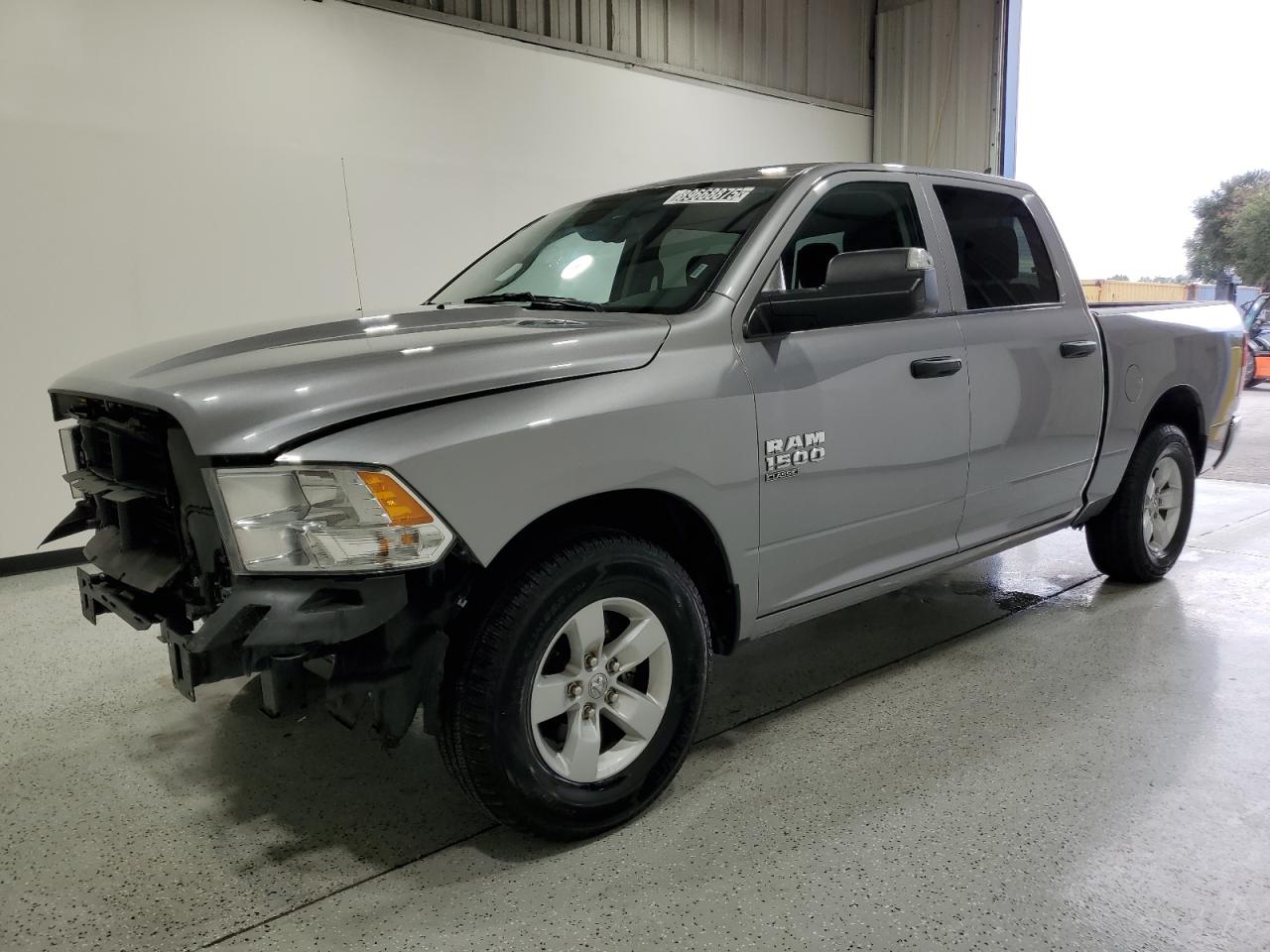 RAM 1500 SLT