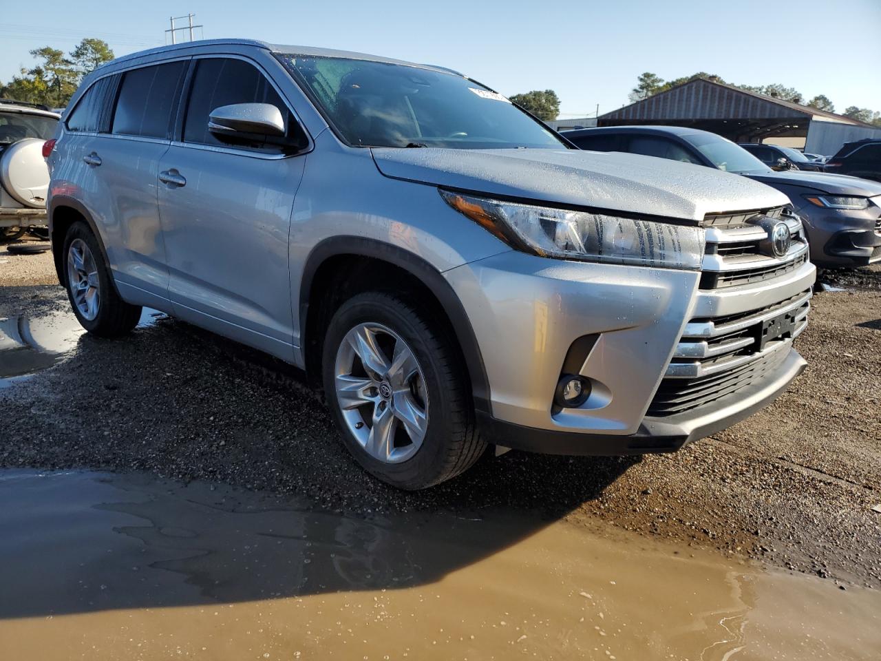 TOYOTA HIGHLANDER LIMITED