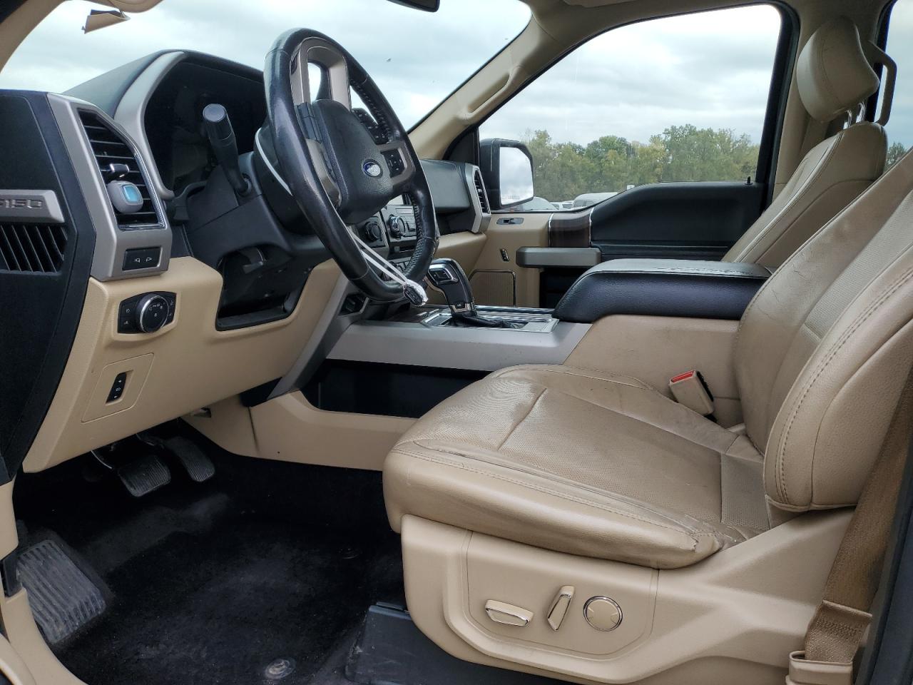 FORD F-150 SUPERCREW