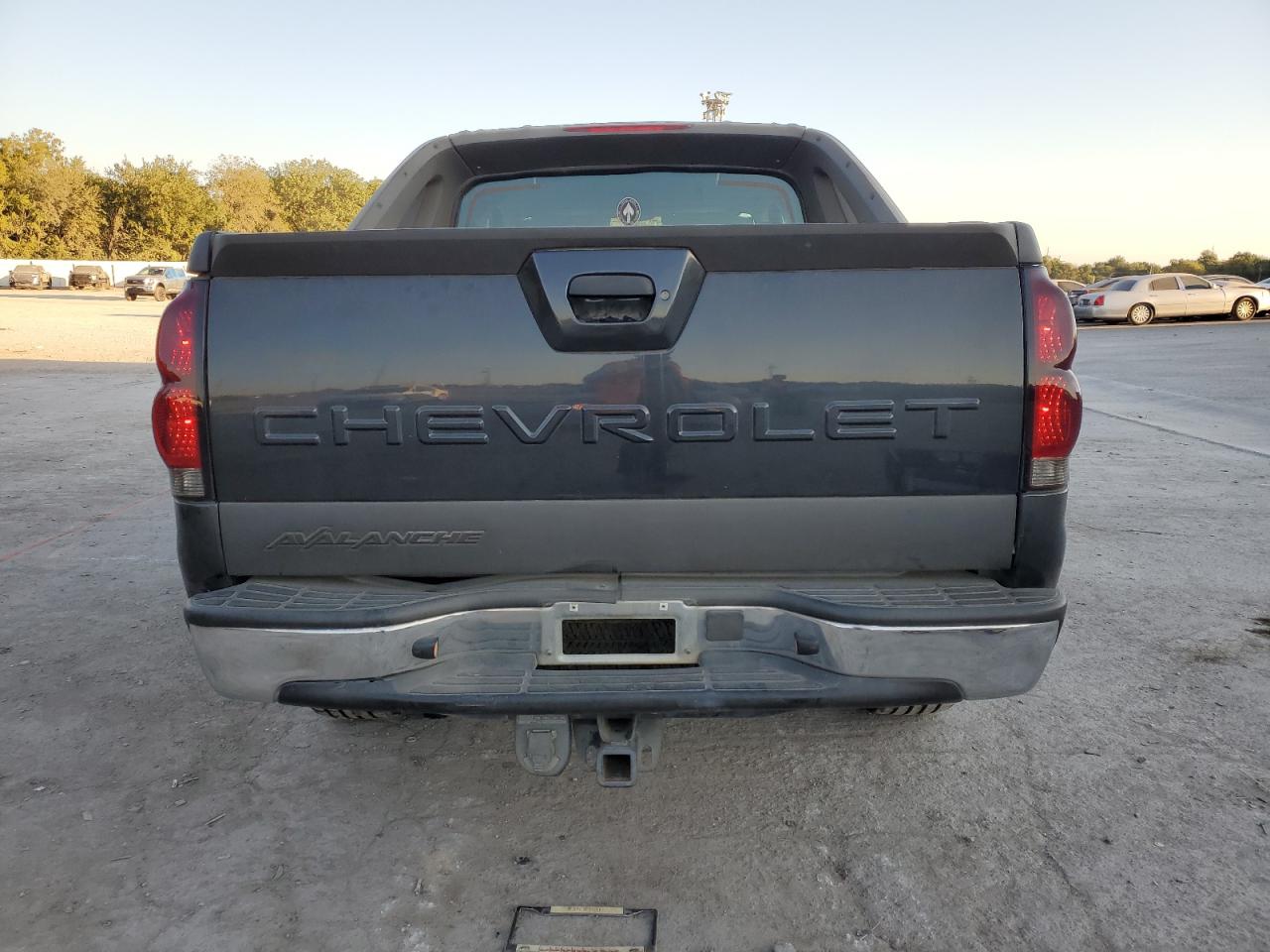 Lot #3282489906 2004 CHEVROLET AVALANCHE