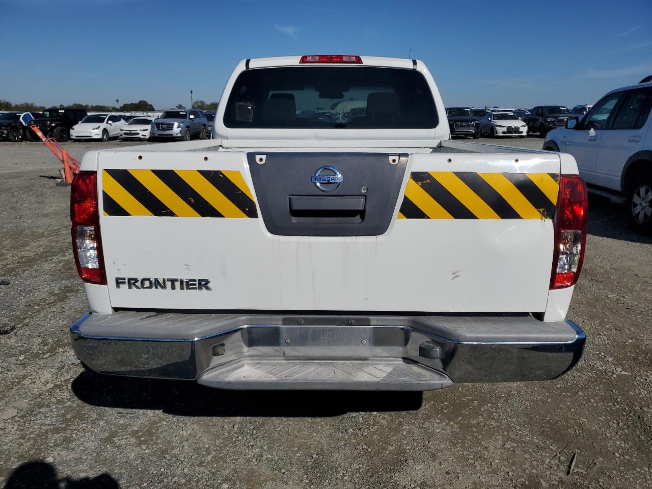 NISSAN FRONTIER S