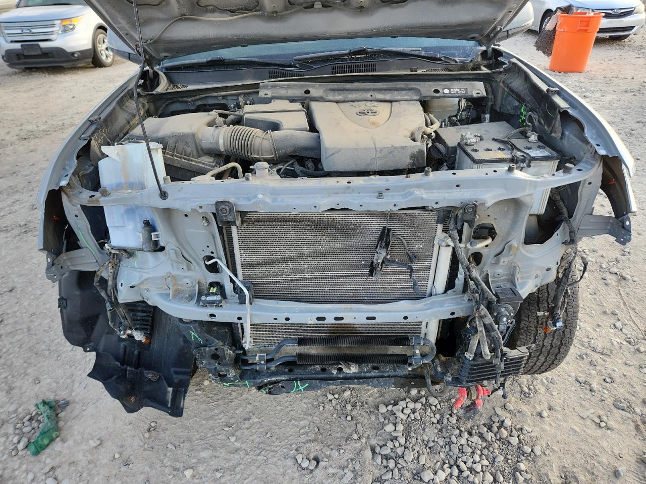 TOYOTA TACOMA DOUBLE CAB