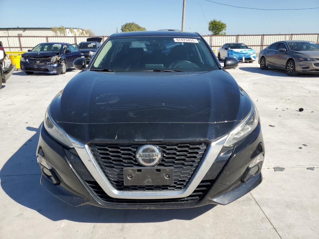 NISSAN ALTIMA PLATINUM