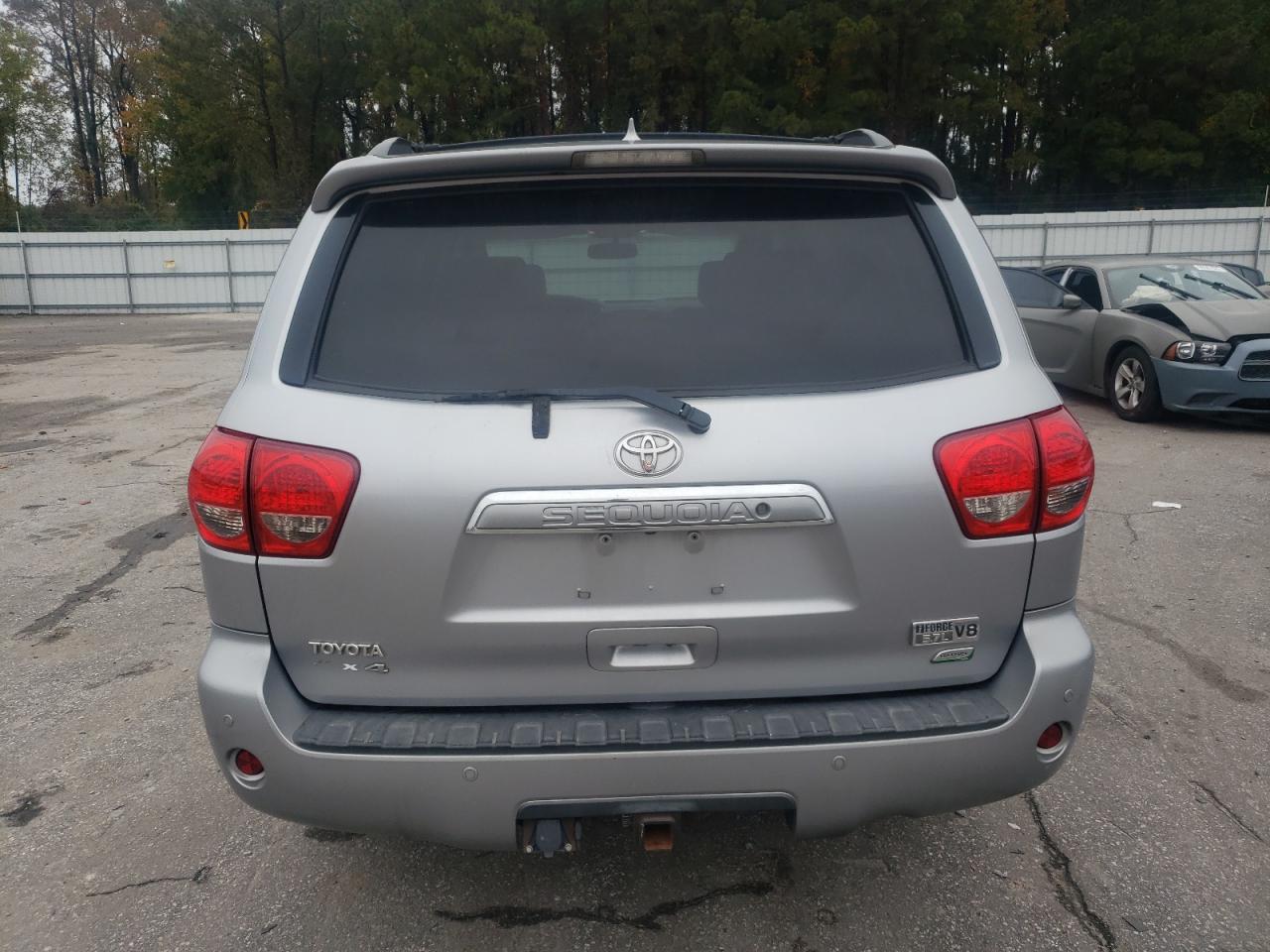 TOYOTA SEQUOIA PLATINUM