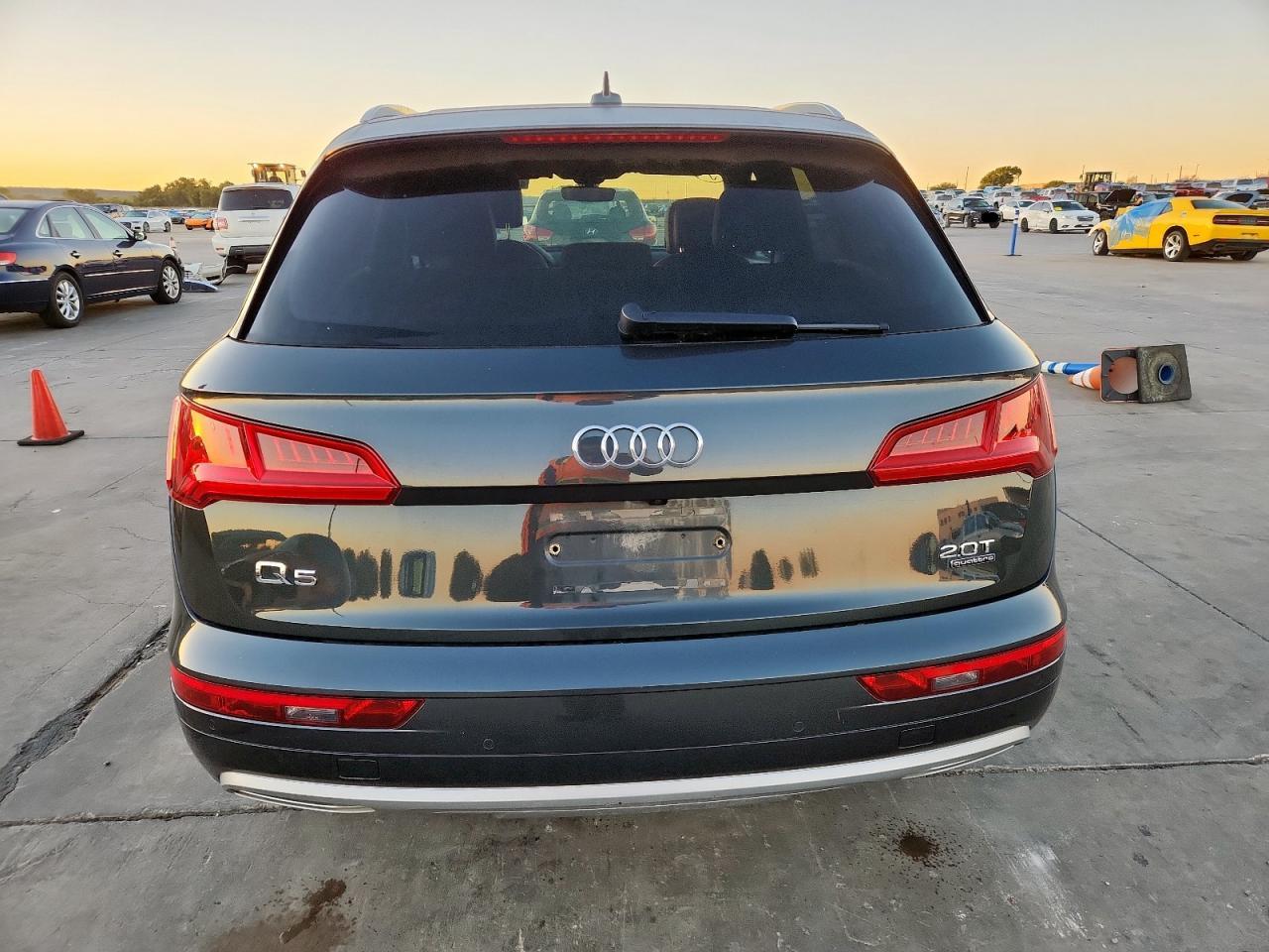 AUDI Q5 PREMIUM PLUS