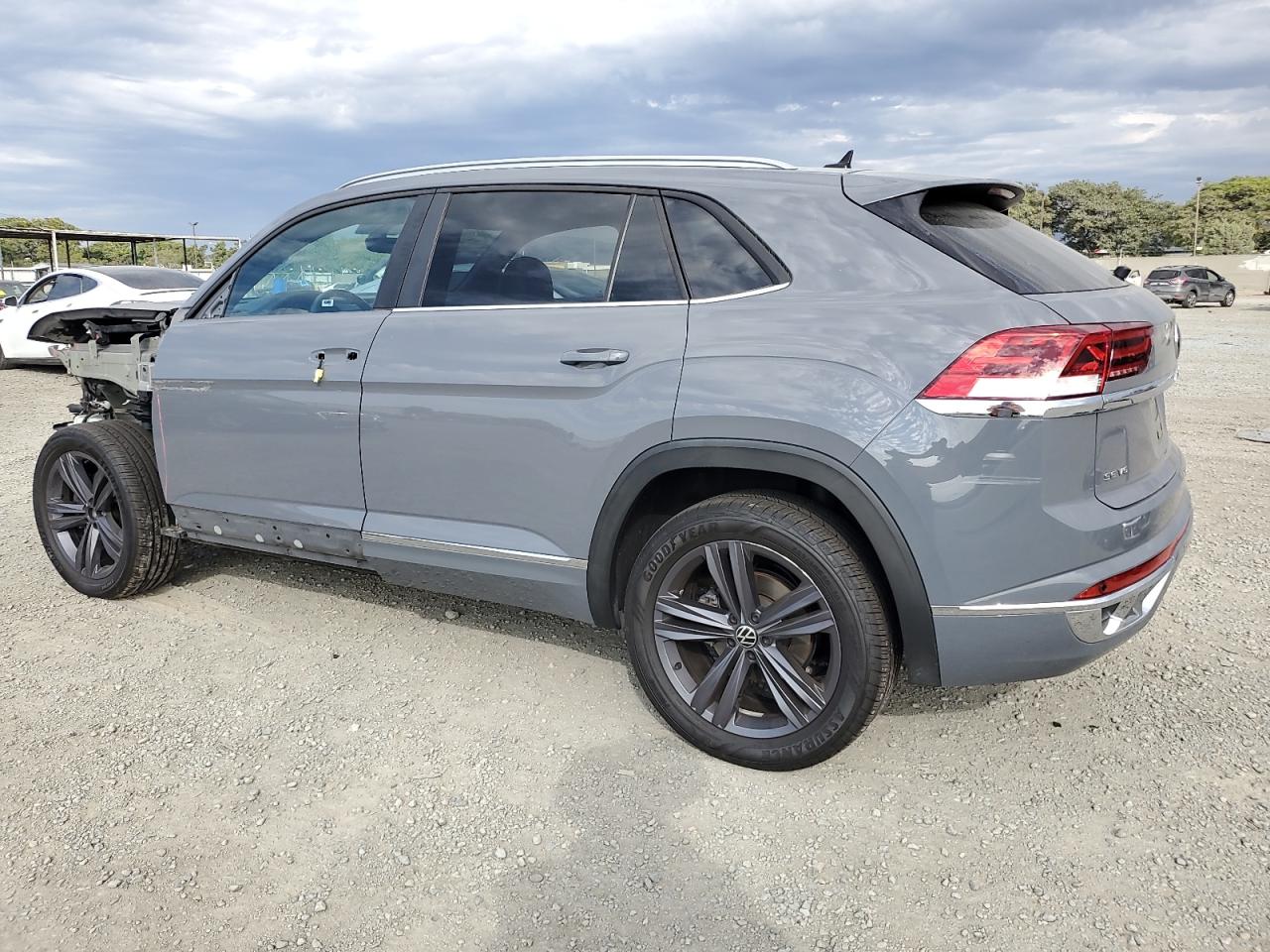 VOLKSWAGEN ATLAS CROSS SPORT SE