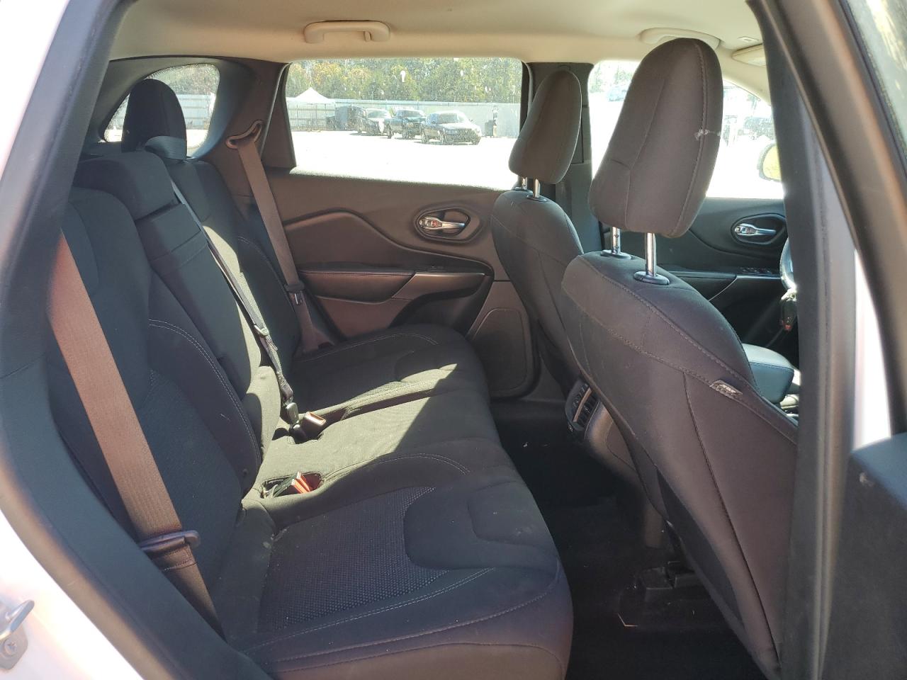 JEEP GRAND CHEROKEE LATITUDE