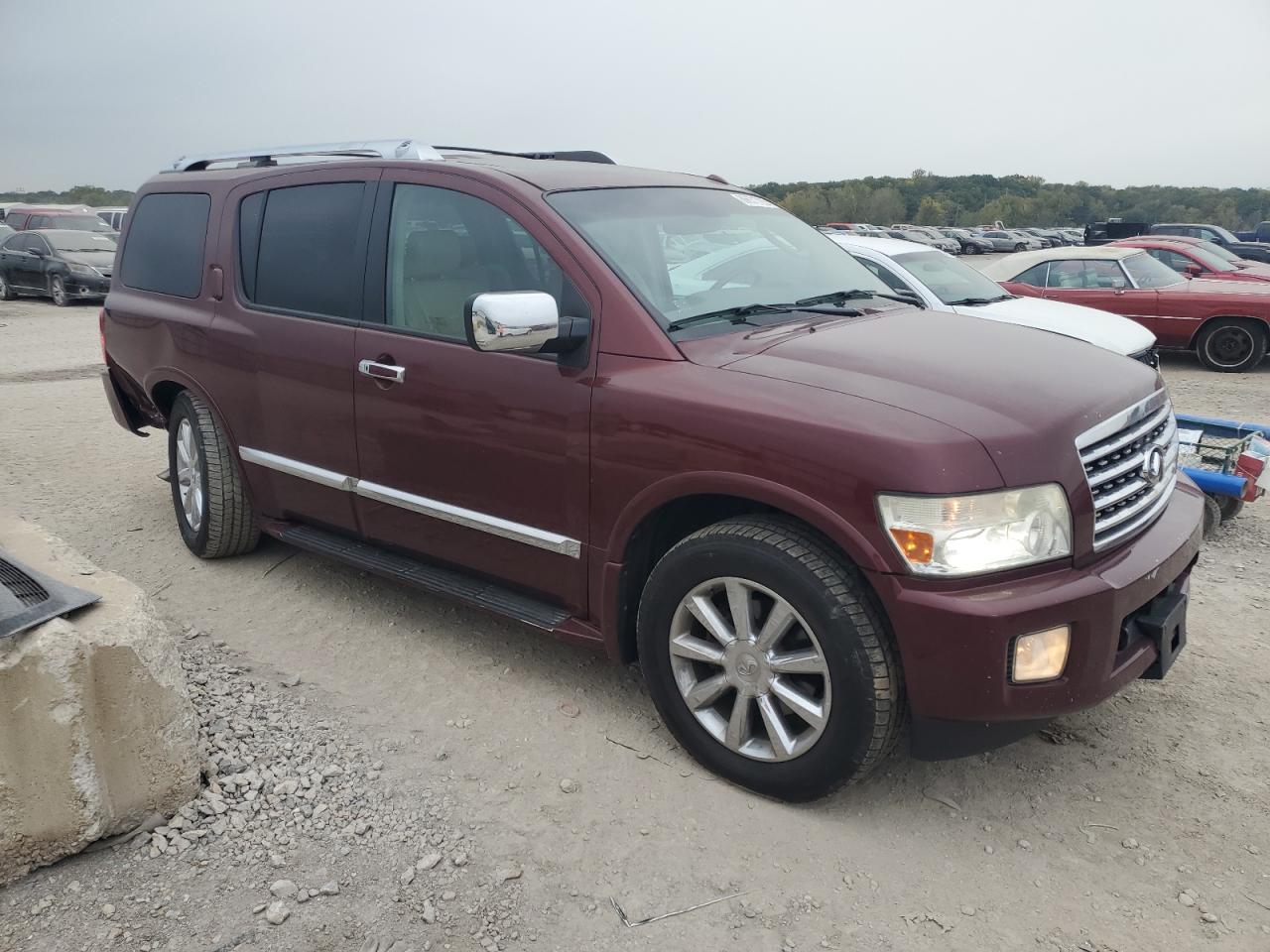 INFINITI QX56