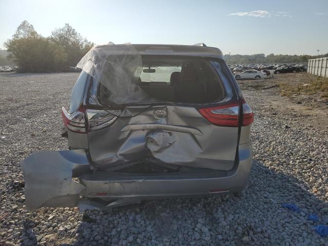 2016 TOYOTA SIENNA XLE #3282604879