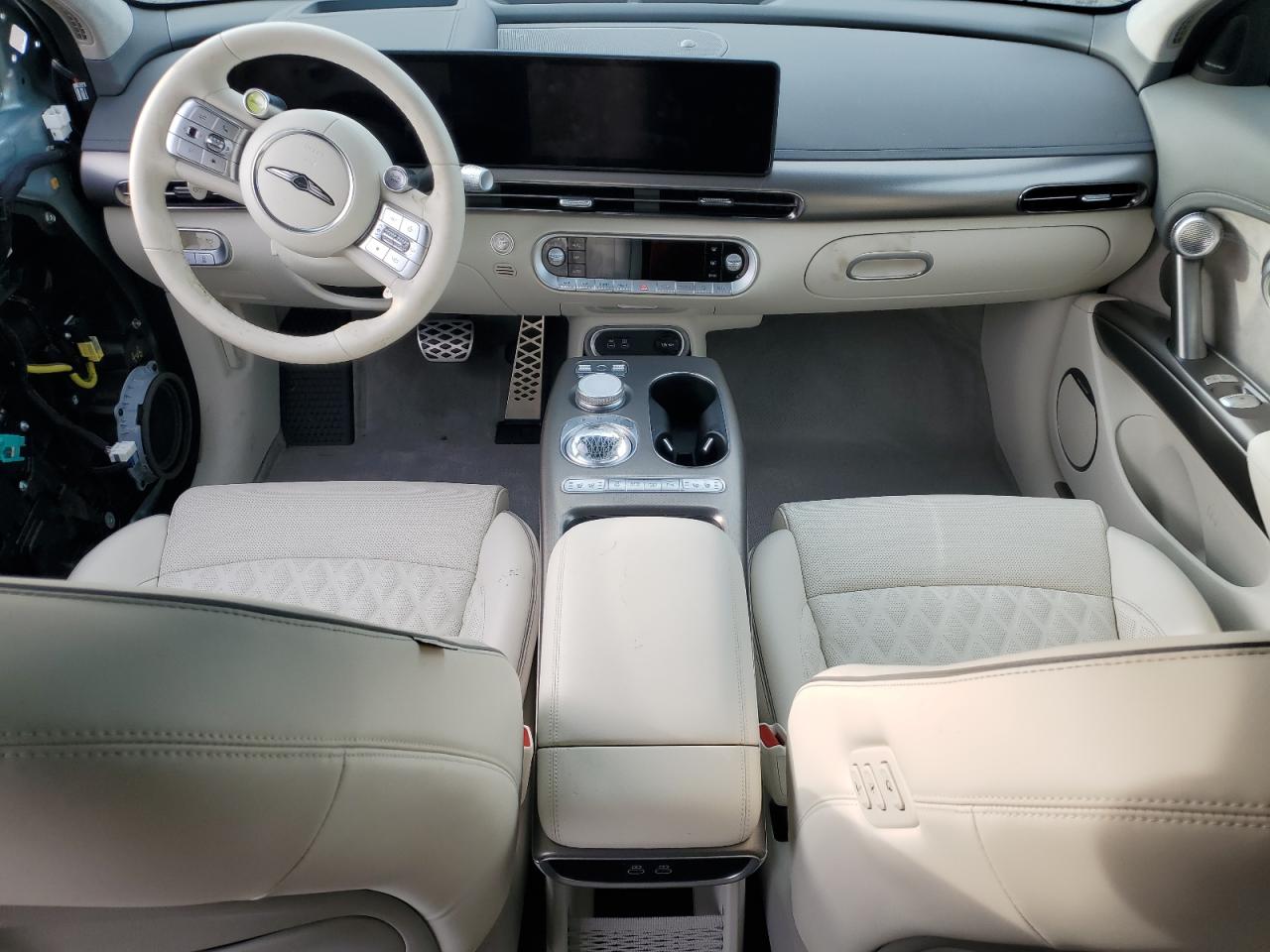 GENESIS GV60 PERFORMANCE