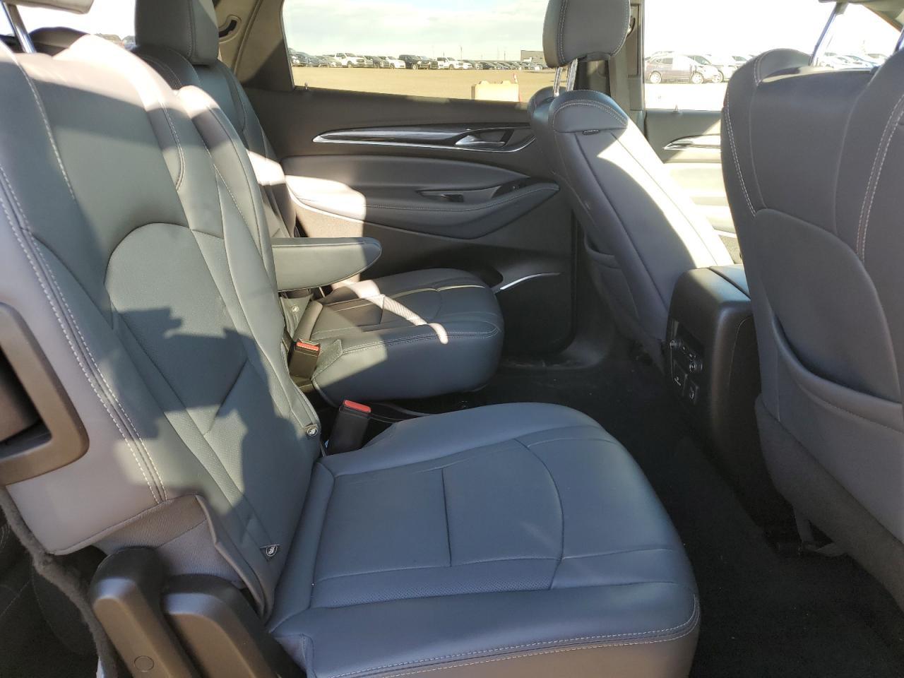 BUICK ENCLAVE ESSENCE