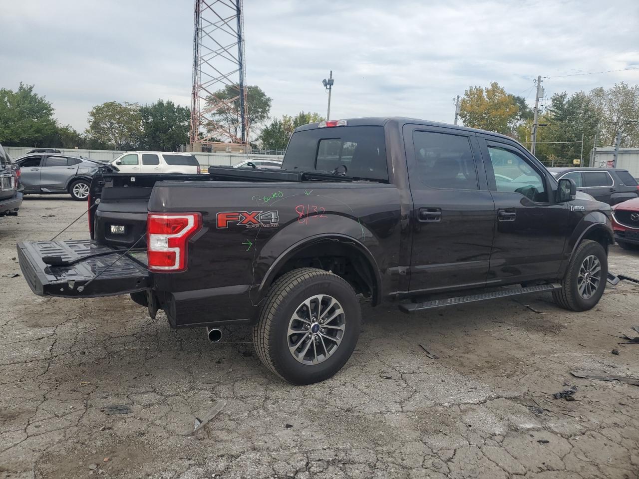 FORD F-150 SUPERCREW