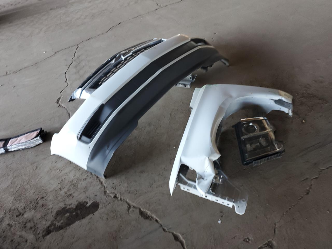 CHEVROLET TAHOE C1500 LS