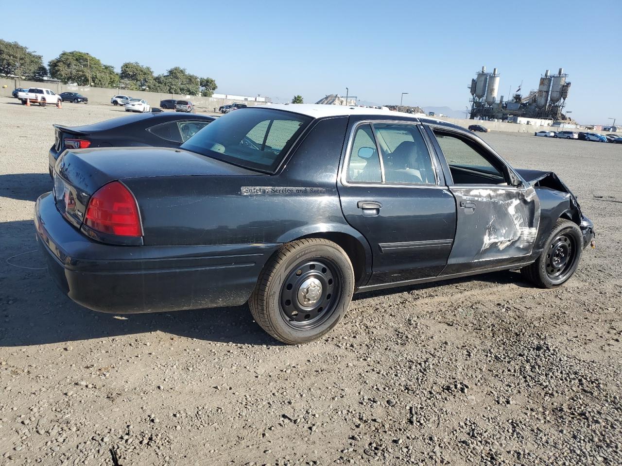 FORD CROWN VICTORIA POLICE INTERCEPTOR