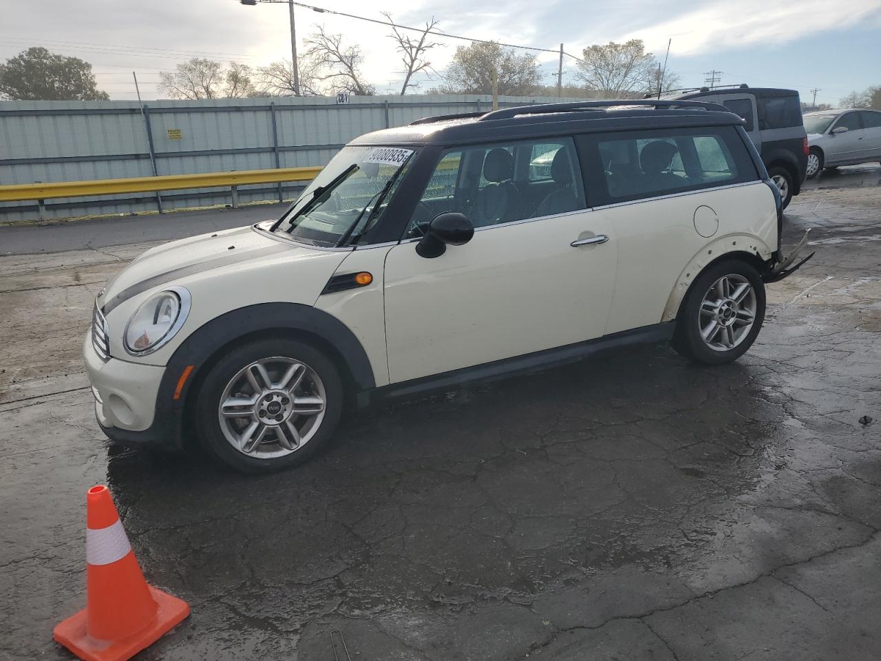 MINI COOPER CLUBMAN