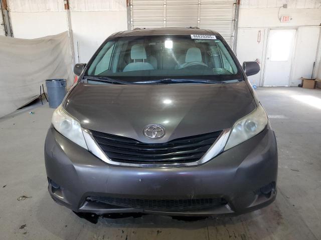 2013 TOYOTA SIENNA LE #3270896418