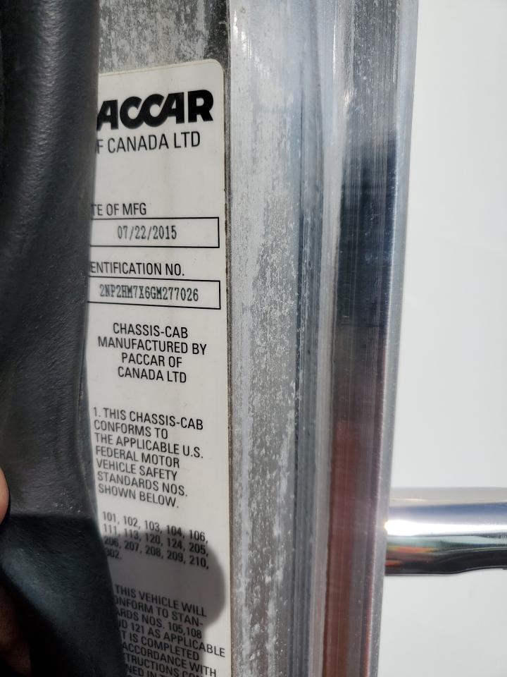 Lot #3265012917 2016 PETERBILT 337