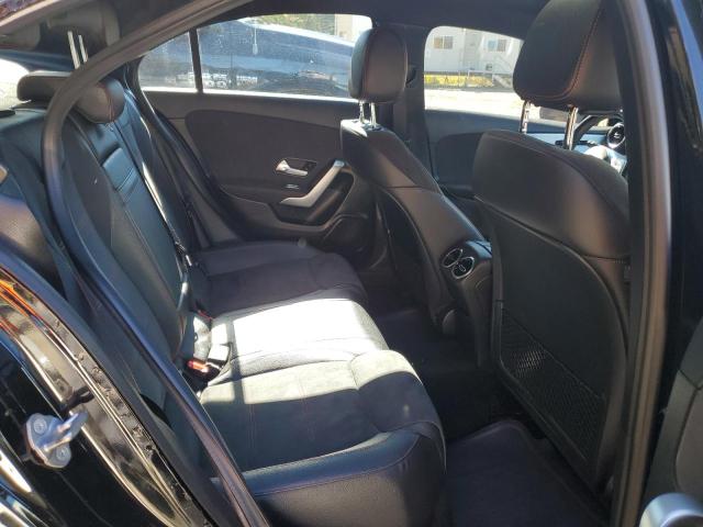 2019 MERCEDES-BENZ A 220 4MAT WDD3G4FB1KW025715