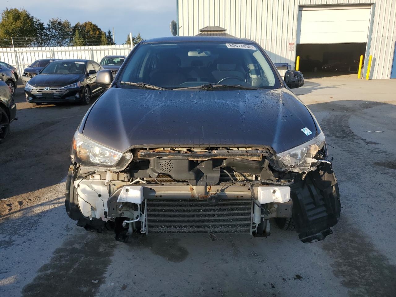 MITSUBISHI OUTLANDER SE