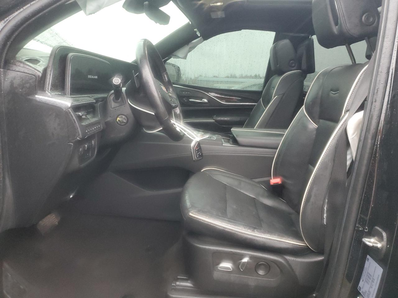 CADILLAC ESCALADE SPORT