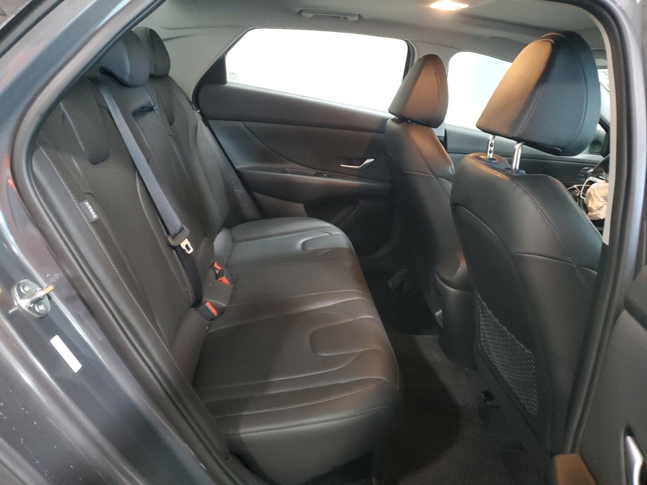 HYUNDAI ELANTRA LIMITED