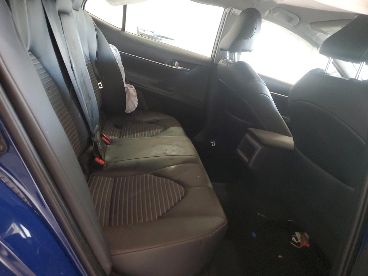 TOYOTA CAMRY SE NIGHT SHADE