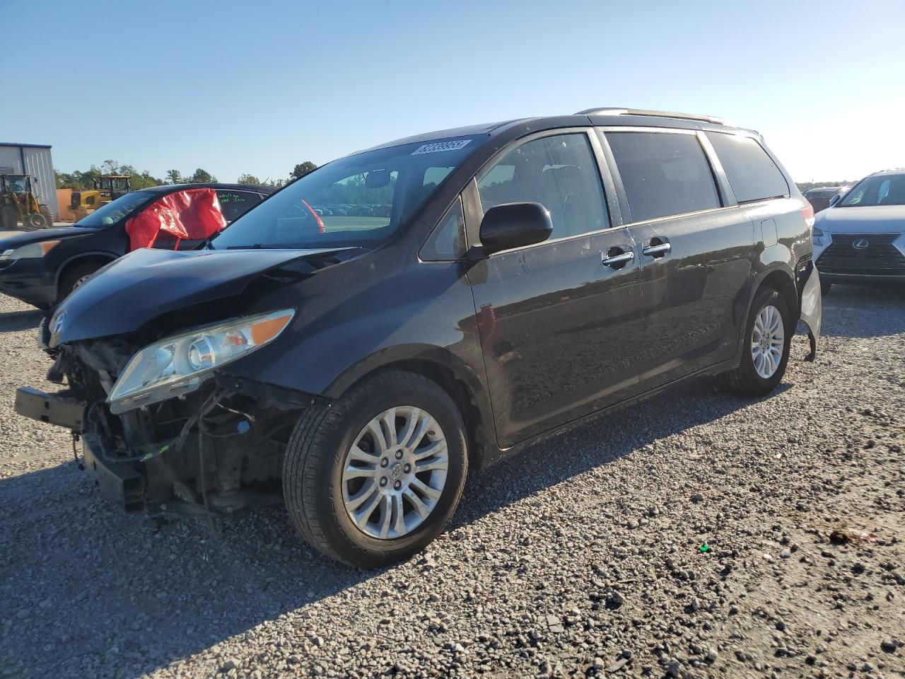 TOYOTA SIENNA XLE