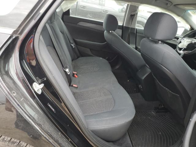 2018 HYUNDAI SONATA SE - 5NPE24AF2JH709611