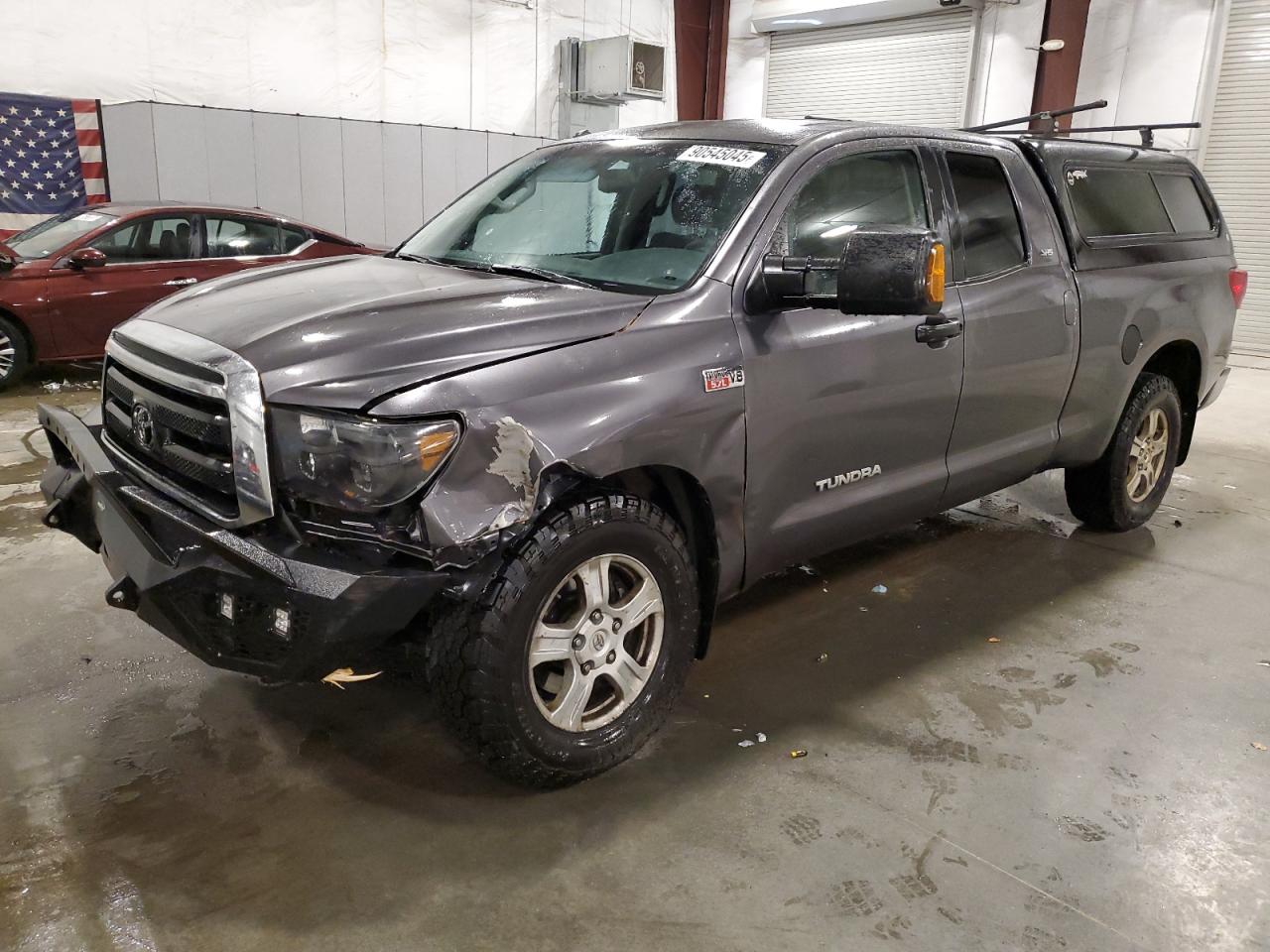 TOYOTA TUNDRA DOUBLE CAB SR5