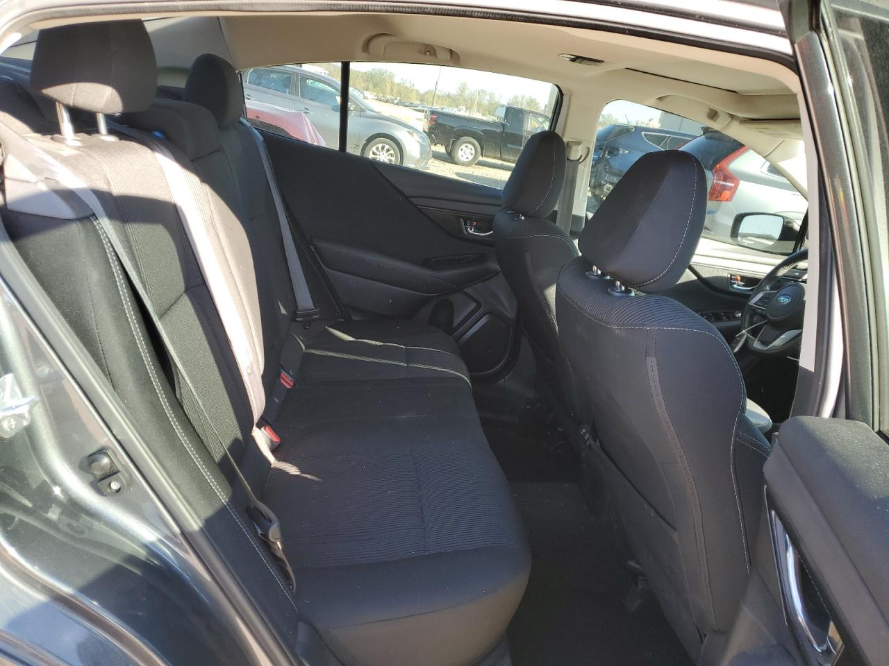 SUBARU LEGACY PREMIUM