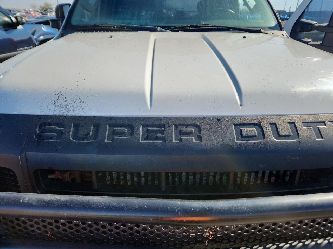 FORD F-250 SUPER DUTY