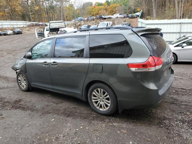 2013 TOYOTA SIENNA XLE - 5TDYK3DC5DS350956