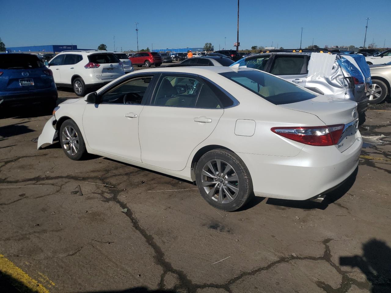 TOYOTA CAMRY XSE