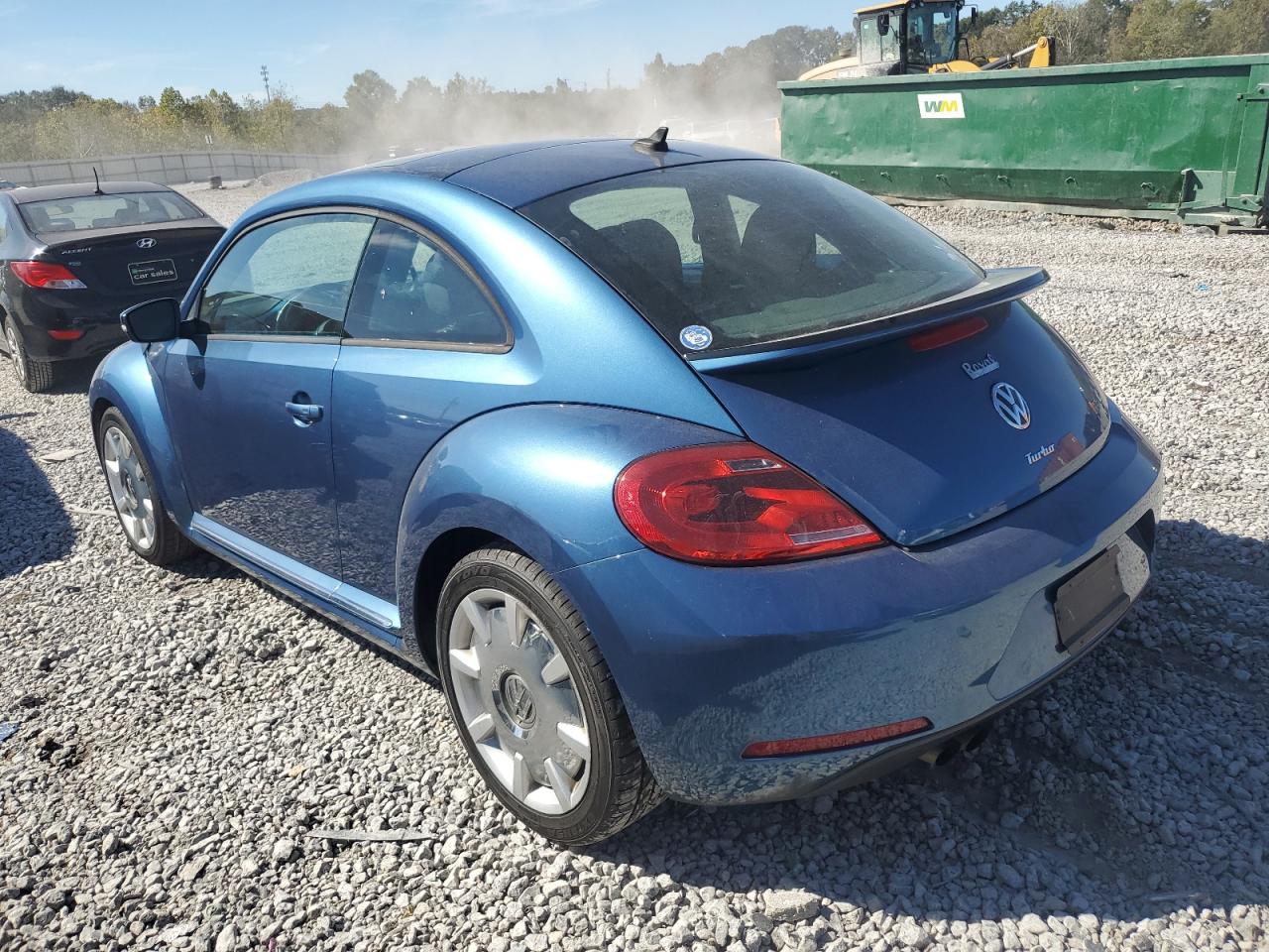VOLKSWAGEN BEETLE SE