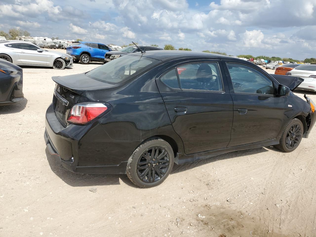 MITSUBISHI MIRAGE G4 ES