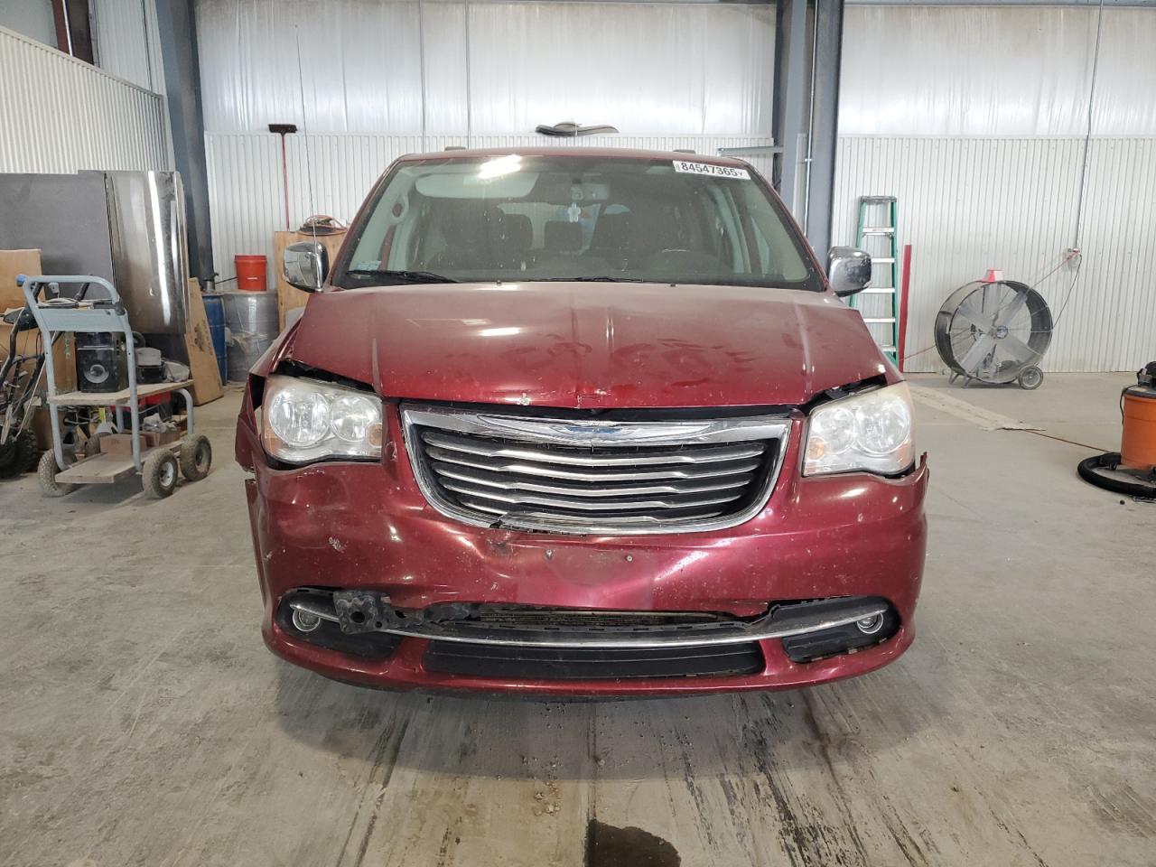 CHRYSLER TOWN & COUNTRY TOURING L