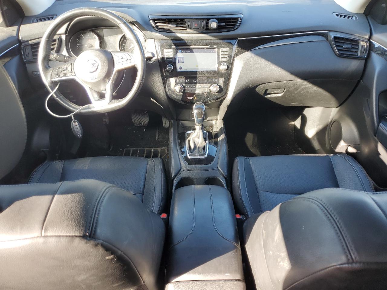 NISSAN ROGUE SPORT S