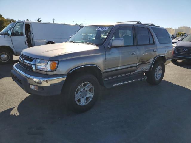 TOYOTA 4RUNNER SR