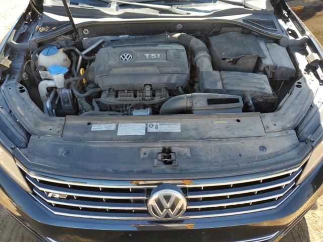 2017 VOLKSWAGEN PASSAT R-L 1VWDT7A38HC079113