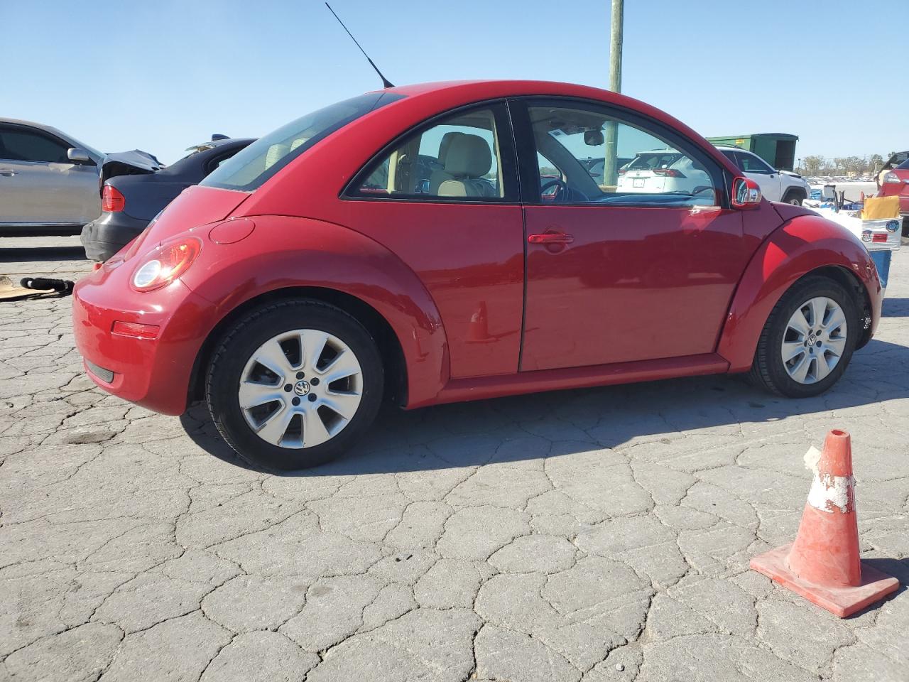 VOLKSWAGEN BEETLE NEW BEETLE