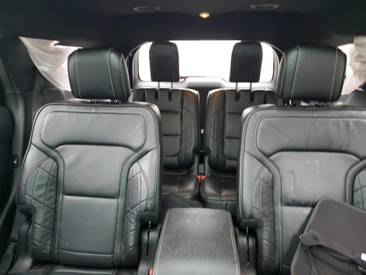 FORD EXPLORER PLATINUM