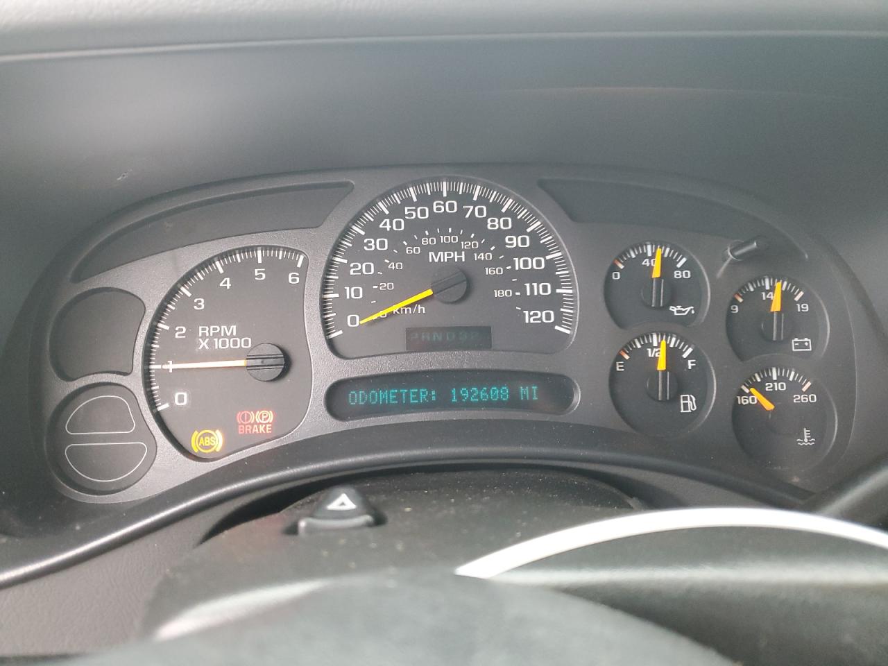 Lot #3304023614 2004 GMC YUKON