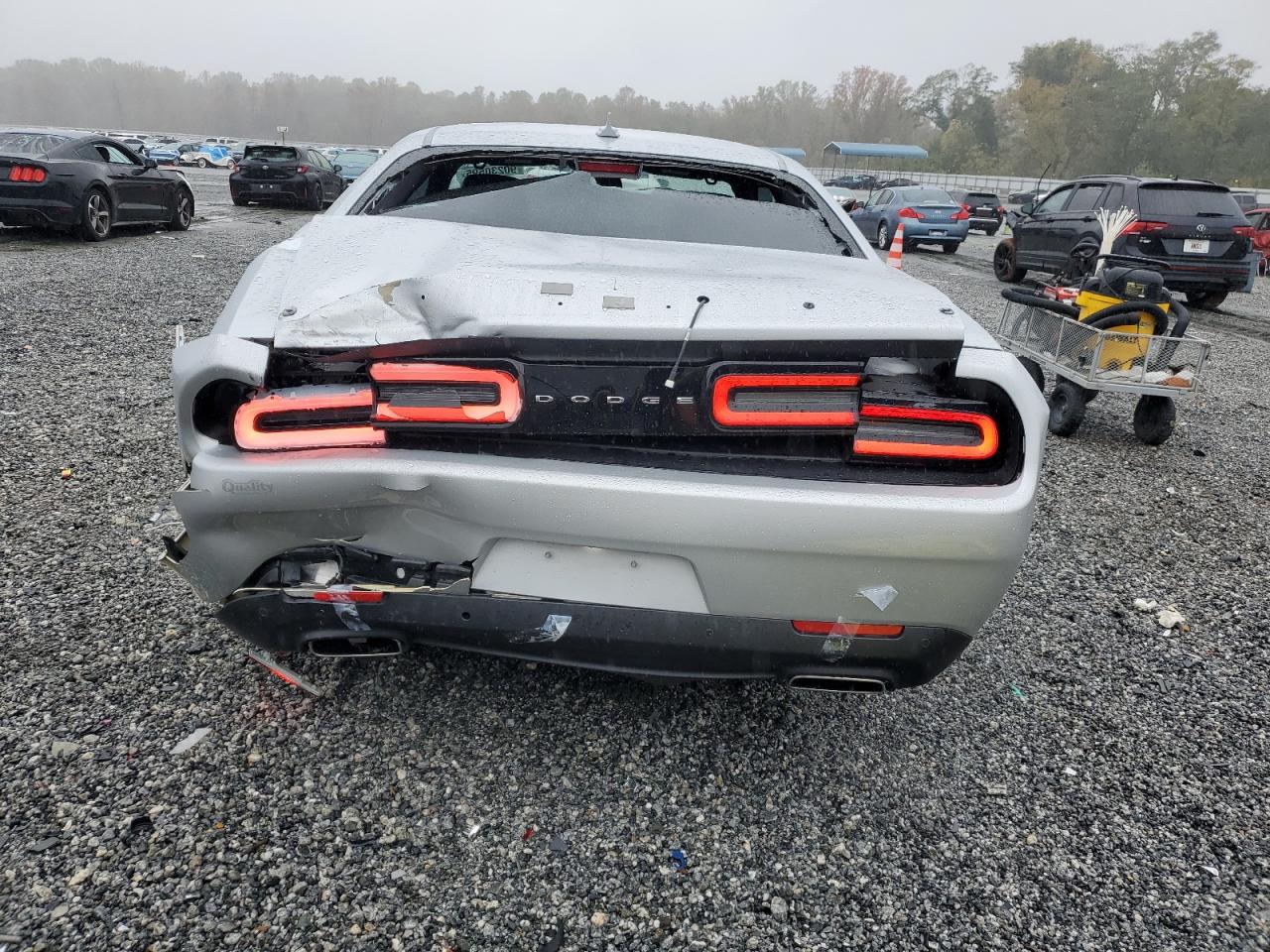 DODGE CHALLENGER SXT