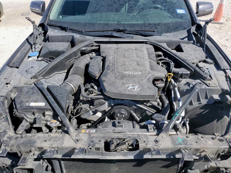 2015 HYUNDAI GENESIS 3. - KMHGN4JE9FU018804