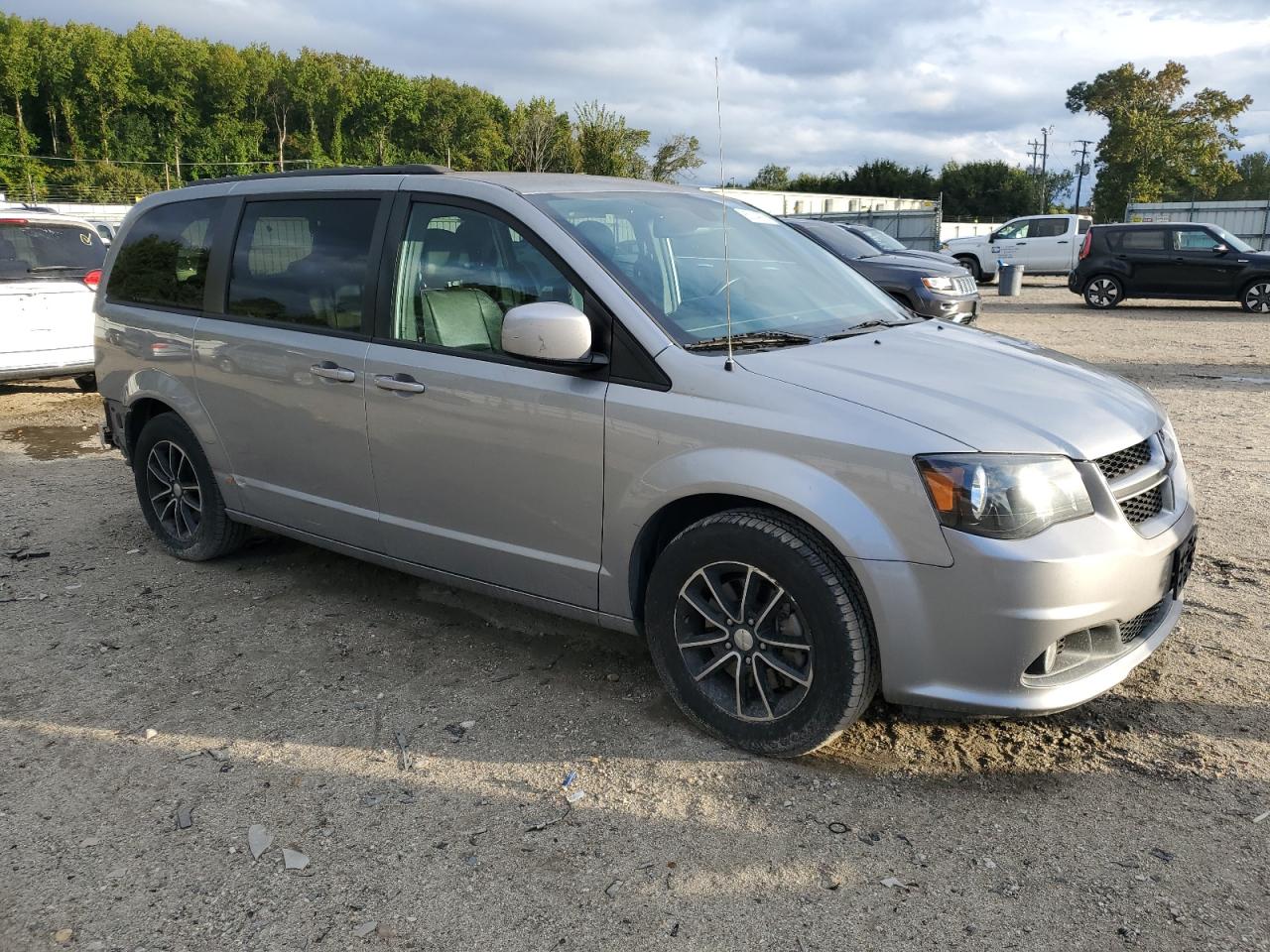 DODGE GRAND CARAVAN GT