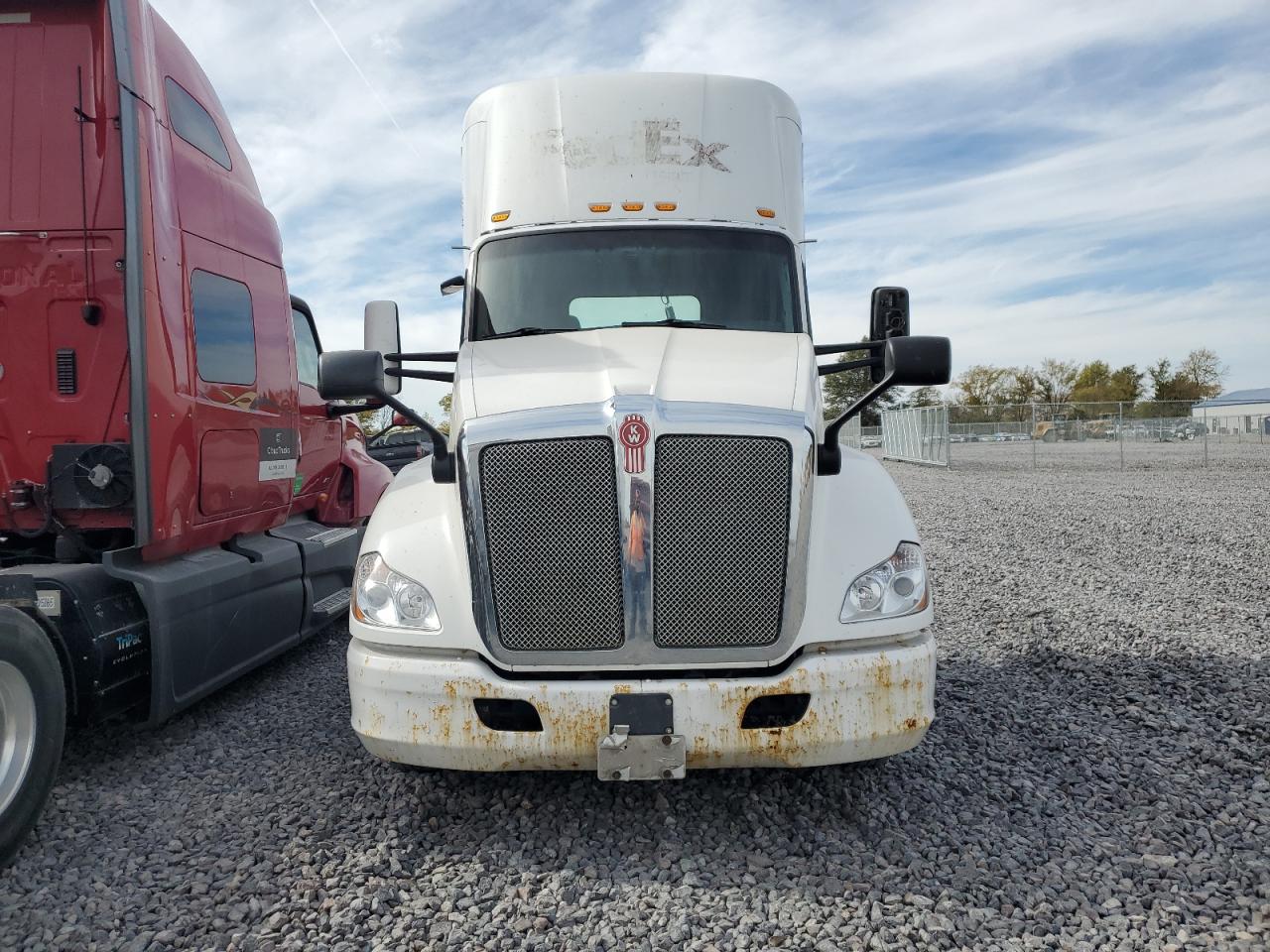 Lot #3312684160 2016 KENWORTH CONSTRUCTI