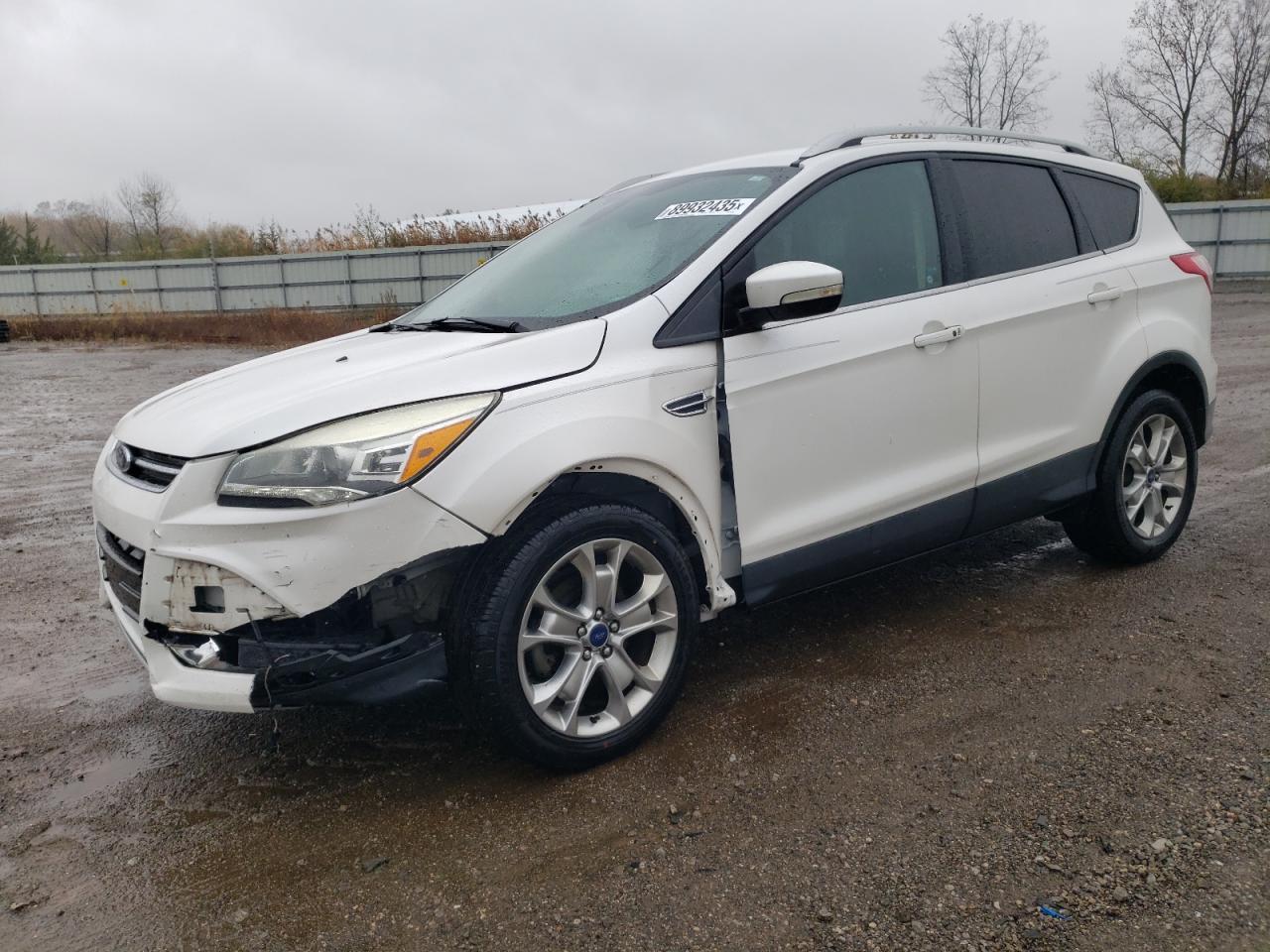 FORD ESCAPE TITANIUM